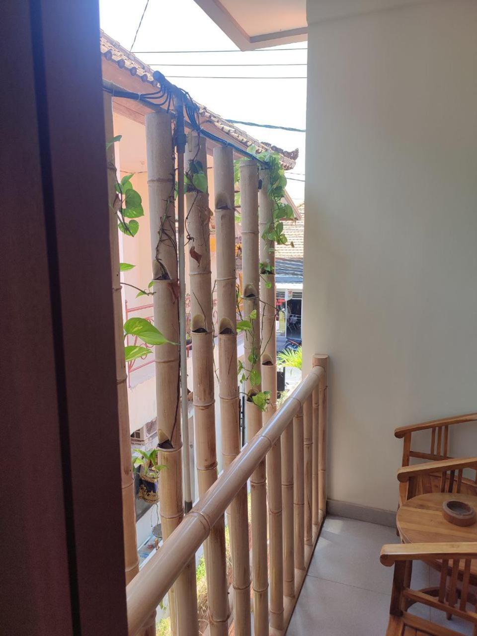 Kubu Di-Kayla'S Hotel Sanur  Exterior photo