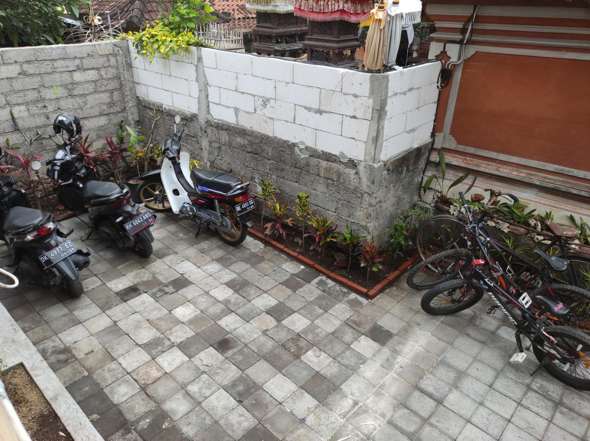 Kubu Di-Kayla'S Hotel Sanur  Exterior photo