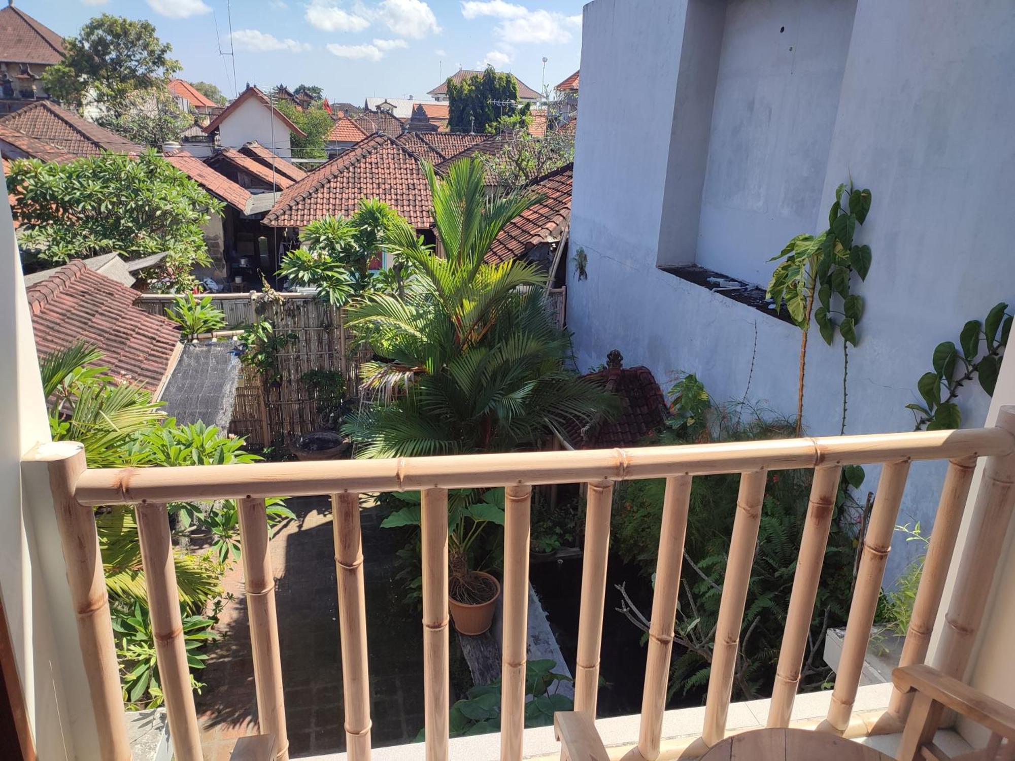 Kubu Di-Kayla'S Hotel Sanur  Exterior photo
